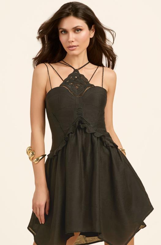 RITUAL DRESS BY FETICHE SUANCES