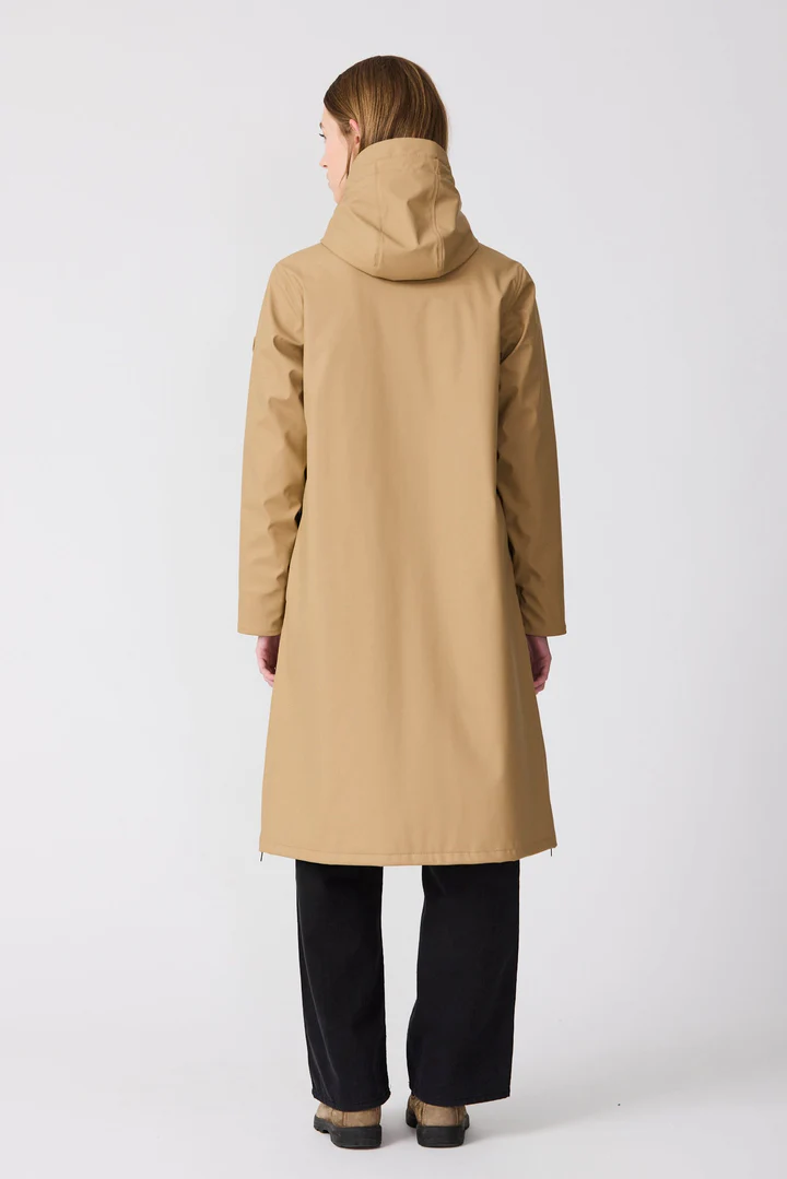 Abrigo TANTÄ Impermeable de Poliuretano Tormenta Kelp