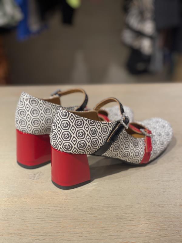 Zapato Para Mujer Nemonic Trival Negro Rojo