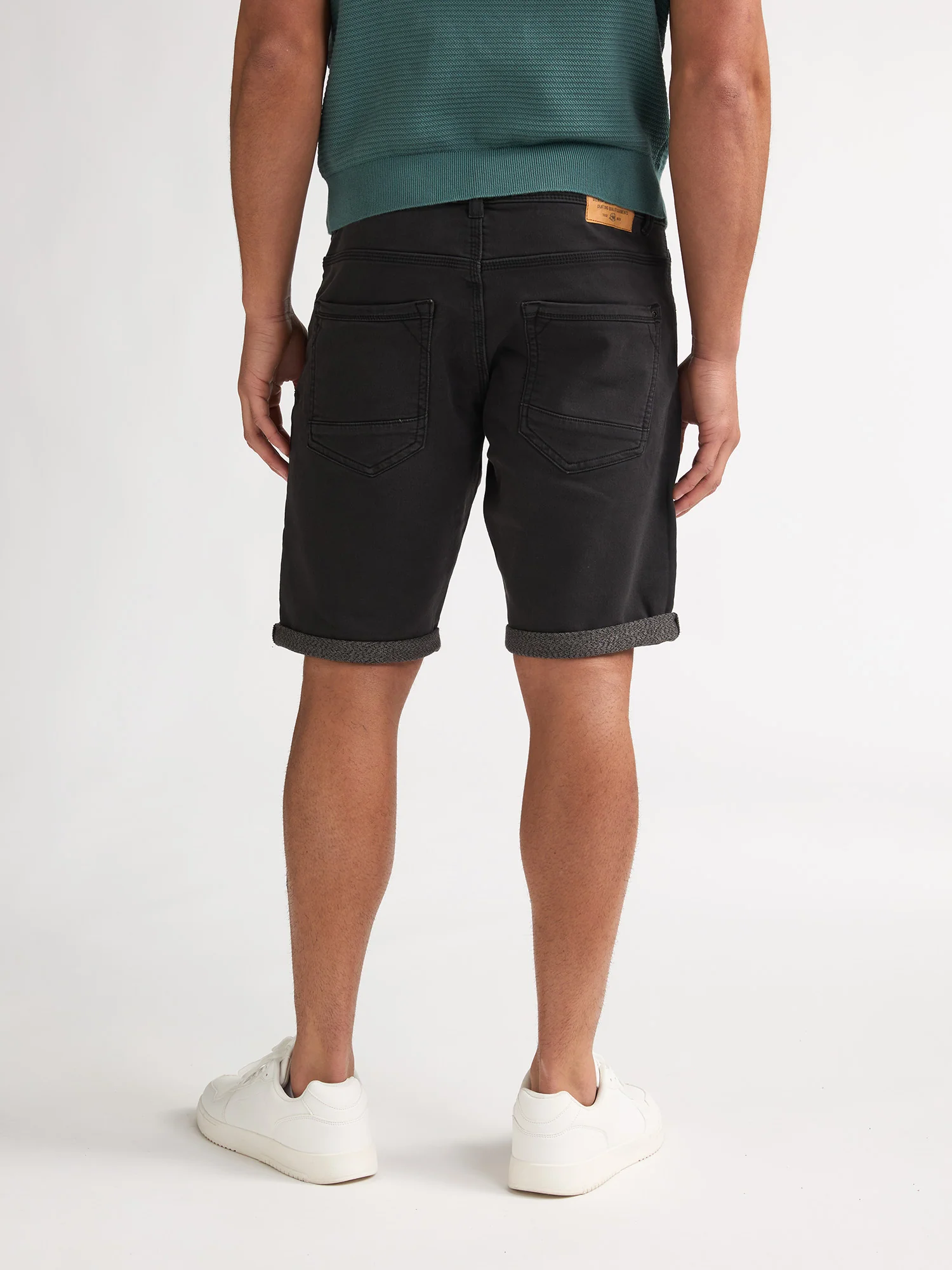 Pantalones Cortos de Mezclilla Coloreados Jackson Coconut Black