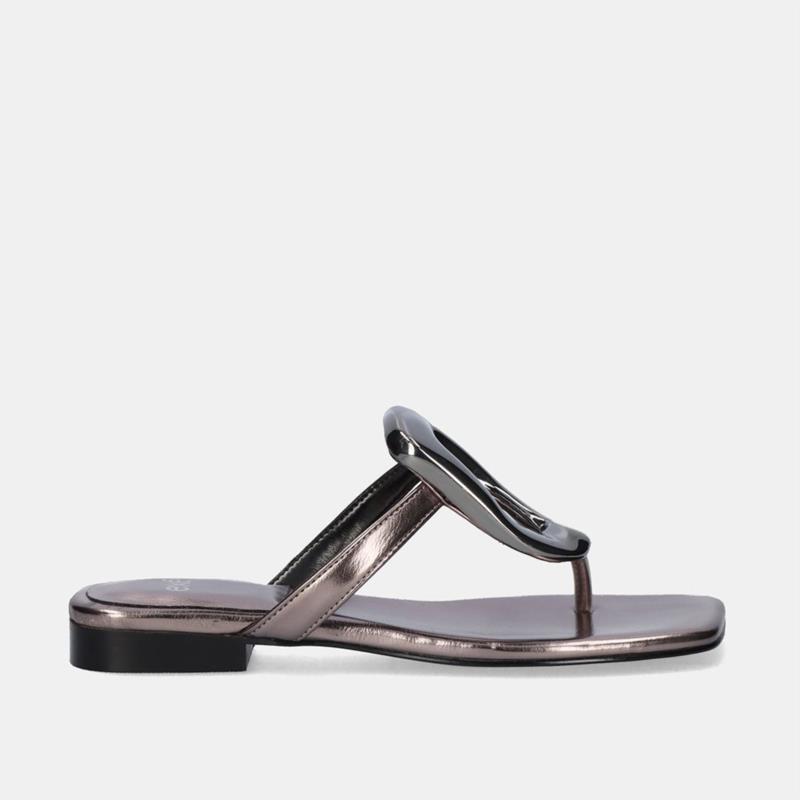 SANDALIA PLANA EXÉ STORM-268 PATENT PEWTER METALLIC