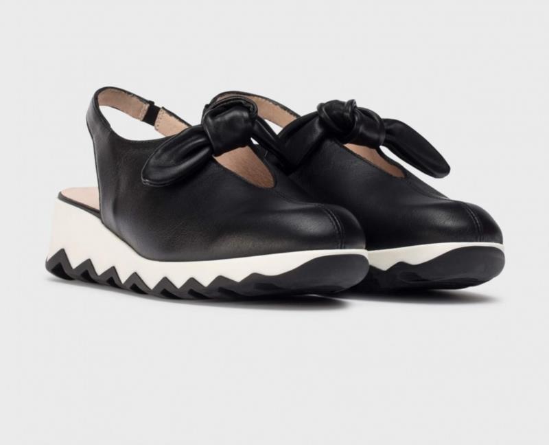 Zapatos WONDERS  AIXA Negro