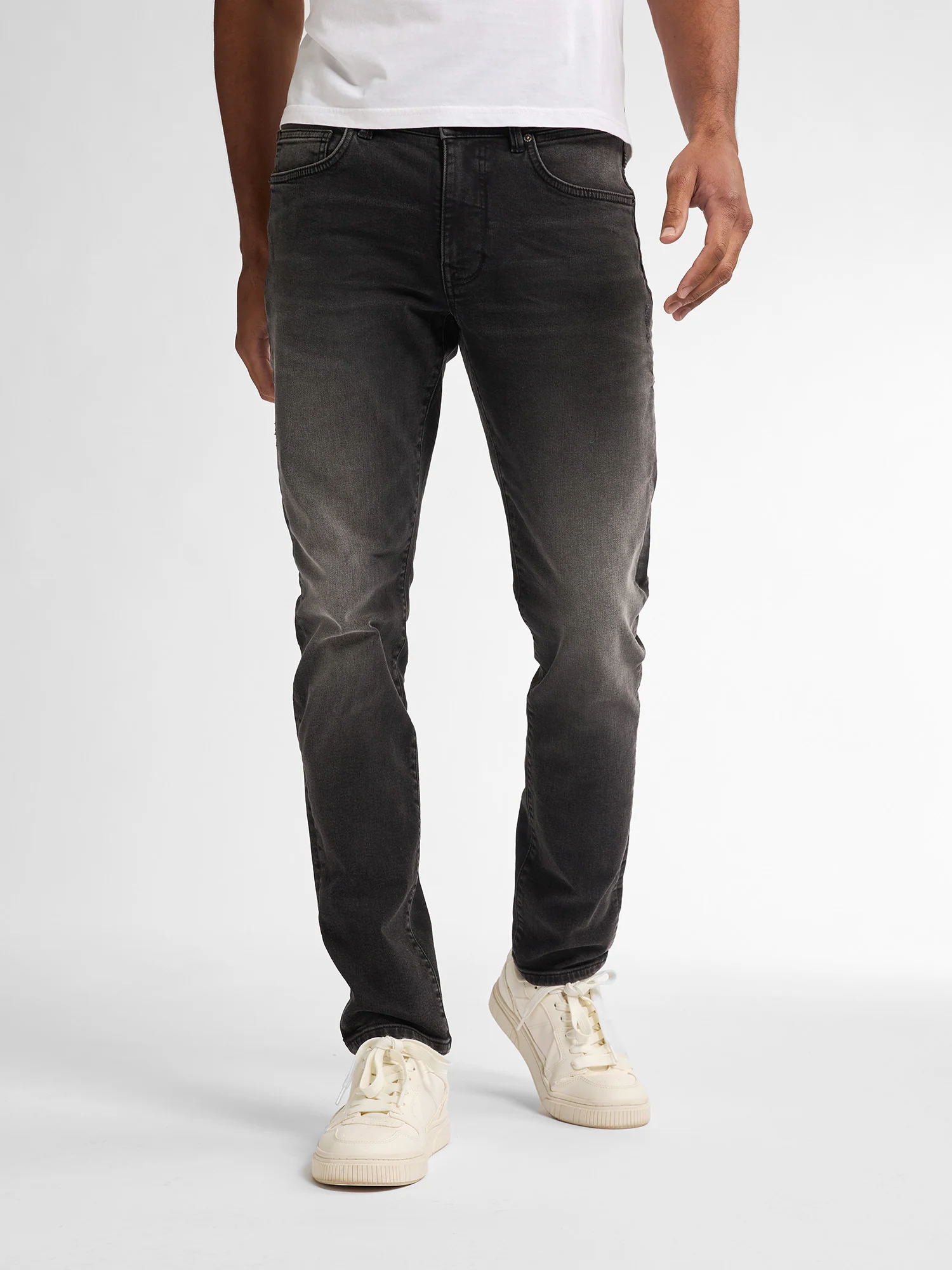 Jeans Slim Fit Seaham Everglades BLACK