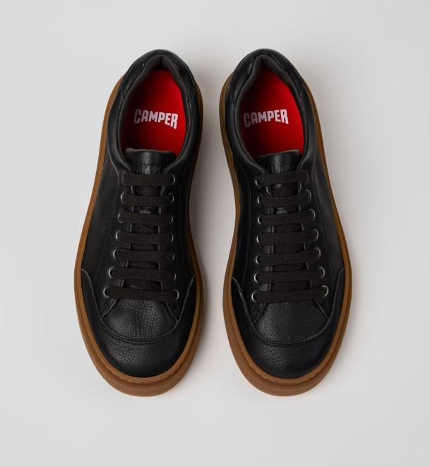 Runner Twentyfive Zapatillas de piel negras para hombre.