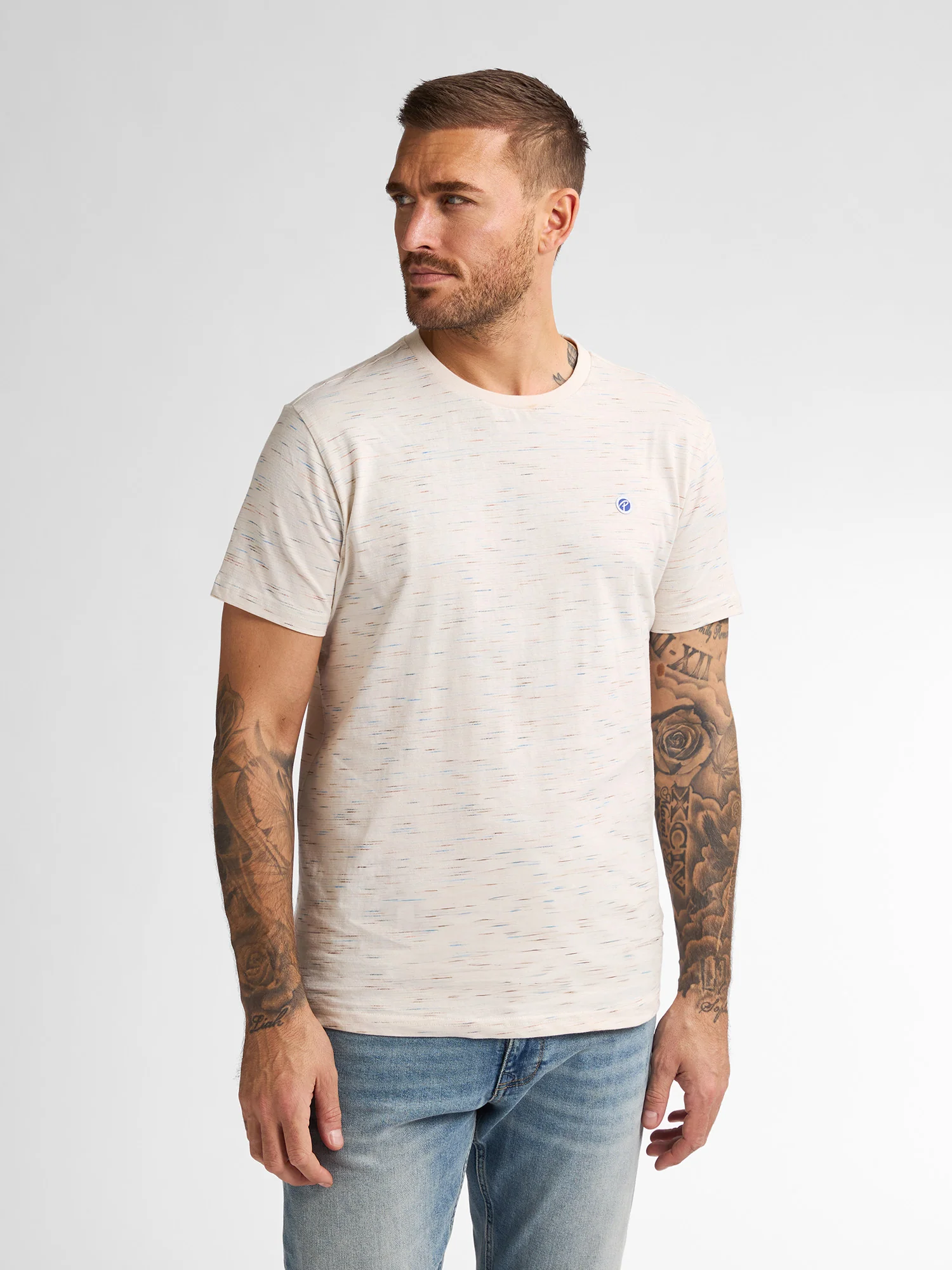  Camiseta con el logotipo de Sandstone
