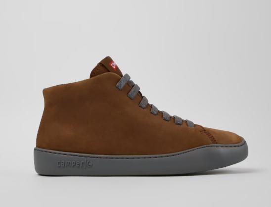 Camper Peu Touring Zapatillas de nobuk marrones para mujer.