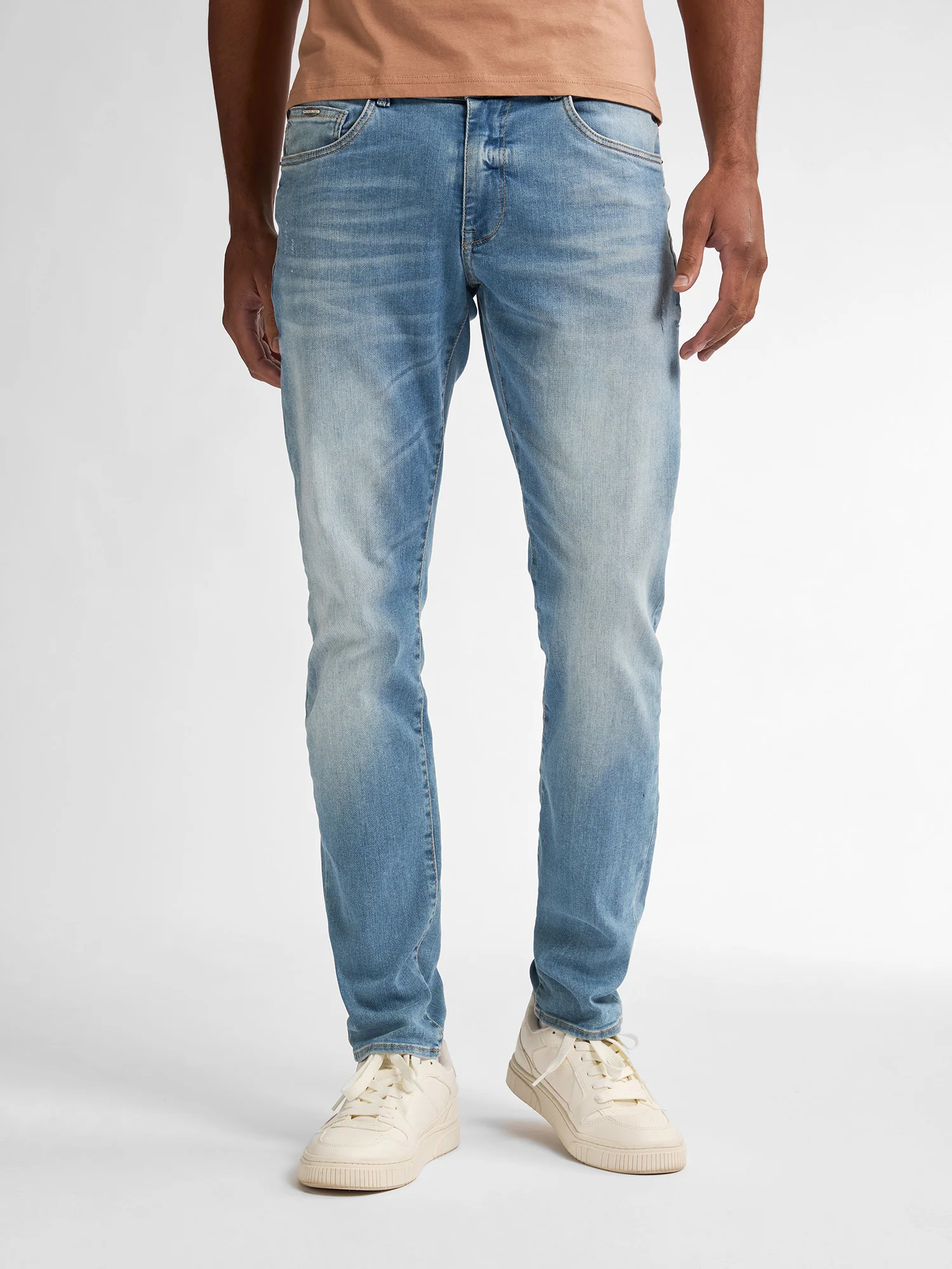 Vaqueros ajustados Seaham Everglades PETROL BLEACHED